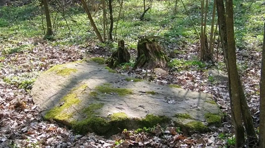 Tajemnicze miejsce na Mazurach. Zobacz ofiarny Krąg Galindów