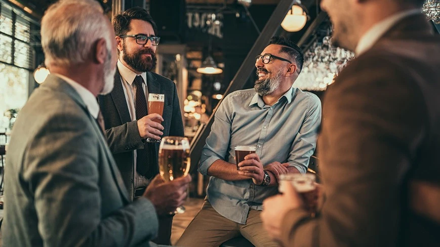 Planujesz wieczór z przyjaciółmi? Miej pod ręką alkomat online dla bezpieczeństwa wszystkich