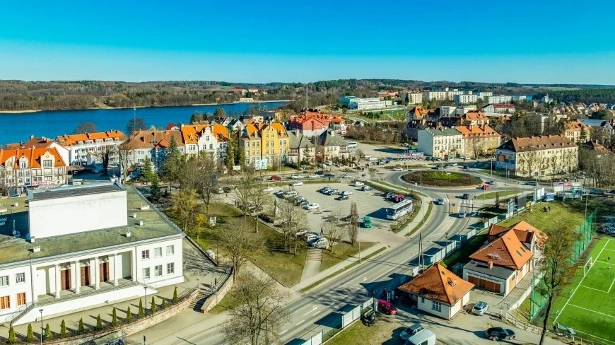 Śladami tajemnic Sensburga. Mrągowo świętuje 80-lecie swojej nazwy cyklem spacerów historycznych