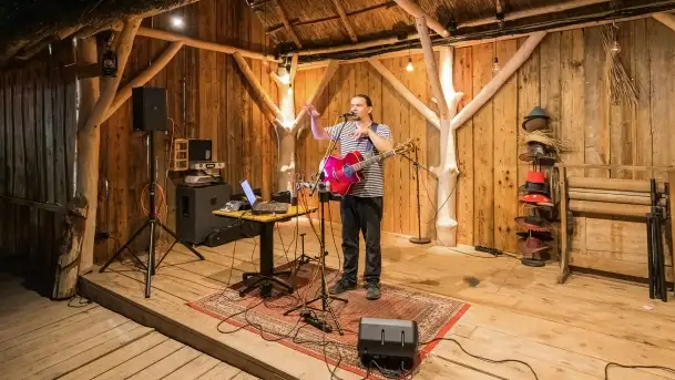 Tomasz Grom Paciorek w Tle Dla Mew - zdjęcie 11