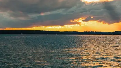 Zachód słońca podczas naszego rejsu, lipiec 2022