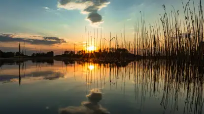Zachód słońca nad jeziorem Mój, maj 2023 r.