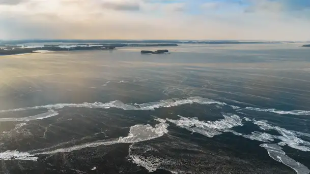 Dargin pod lodem, a natura i kra tworzą piękne pejzaże, styczeń 2026 r.