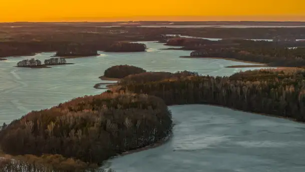 Przedwiośnie z drona, jezioro Kisajno, marzec 2026 r.