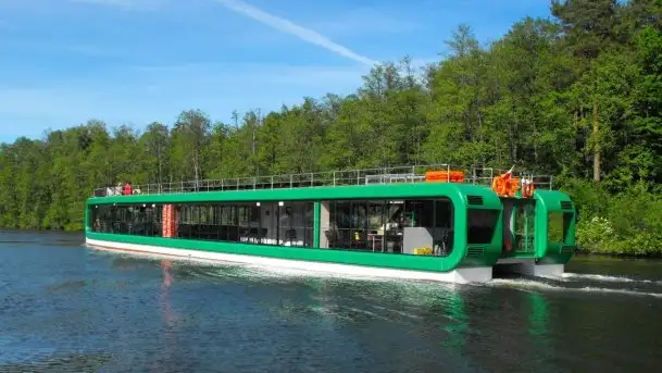 Zdjęcia: Rejsy statkami Faryj - zdjęcie 2