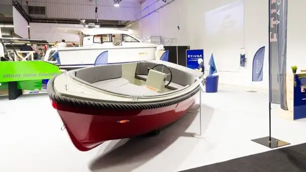 Zdjęcia: "Warszawski Salon Jachtowy" - targi żeglarskie i sportów wodnych - zdjęcie 8
