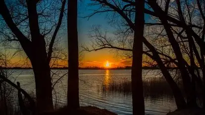 Zachód słońca nad jeziorem Kruklin