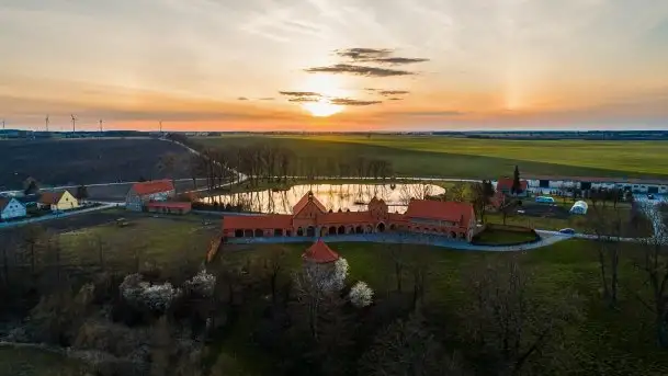 Warnikajmy - „drugi Malbork” na Mazurach - zdjęcie 4