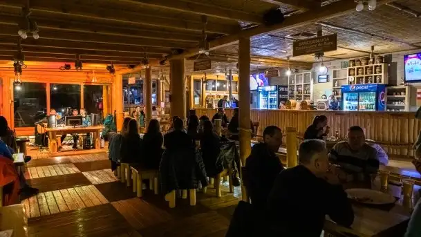 Załoga Dr Bryga w niepełnym składzie w tawernie Rozbitek w Wilkasach - zdjęcie 10