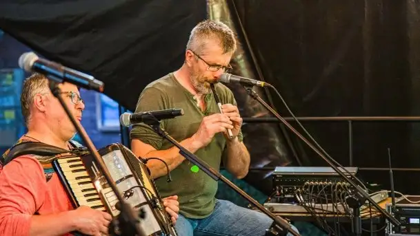 Zespół Formacja na deskach portu w Sztynorcie, czerwiec 2021 r. - zdjęcie 2