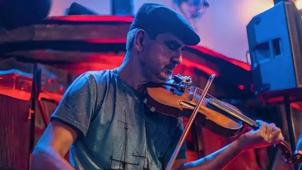 Paweł Szymiczek rozgrzał tawernę Stodoła w Stanicy Wodnej Kietlice - zdjęcie 7