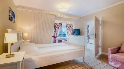 Apartament nad jeziorem, Dom Rybaka Halibutówka - zdjęcie 5