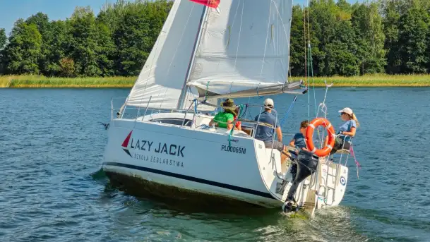 Szkoła Żeglarstwa Lazy Jack