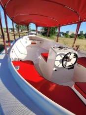 Łódź motorowa  - zdjęcie 13