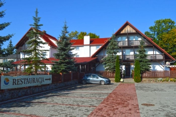 Kucharz/Pomoc kuchenna praca sezonowa na Mazurach z zakwaterowaniem - zdjęcie 1