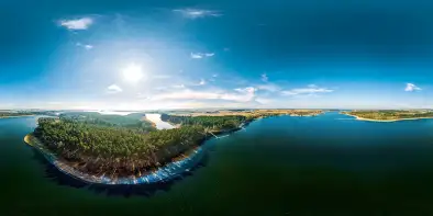 Jezioro Boczne, przystań Sun Bila, marzec 2022