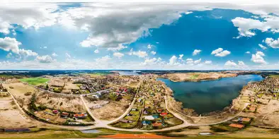 Początek wiosny nad jeziorem Ołów w Rynie